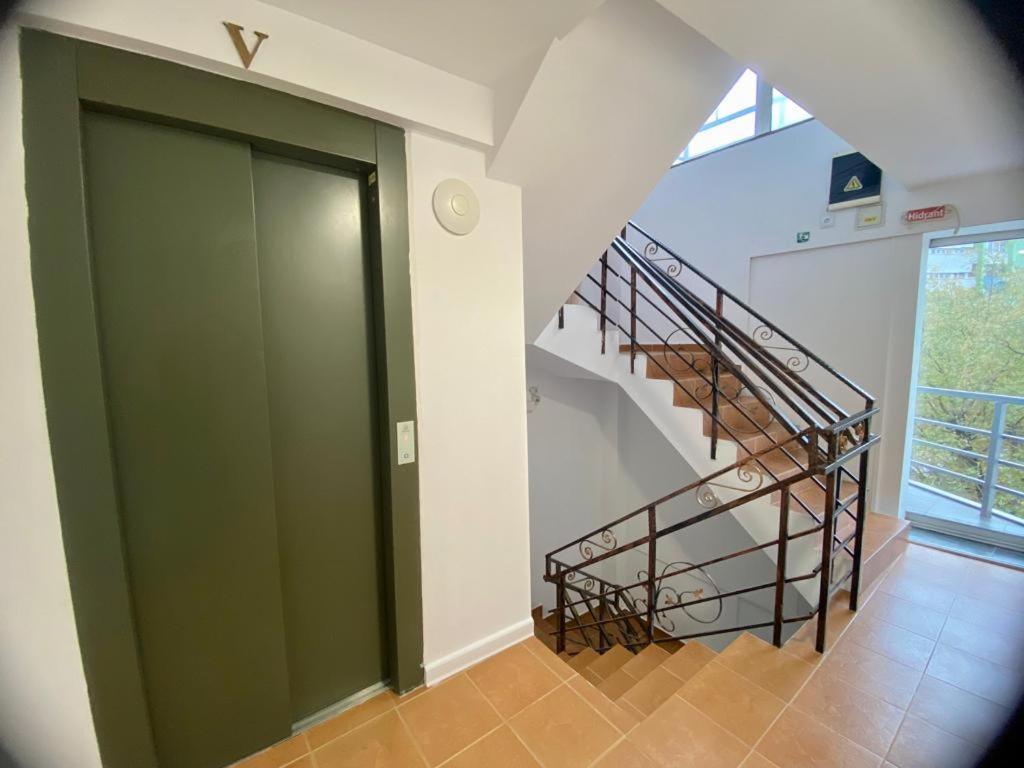 Kpm Downtown Apartments ブカレスト エクステリア 写真